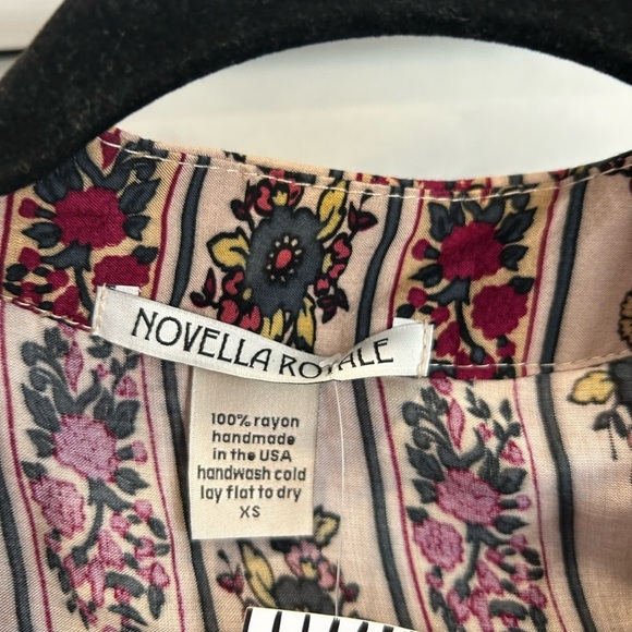 Lenny Maxi Dress in Rust Hudson Stripe
NOVELLA ROYALE size XS - Picture 3 of 4